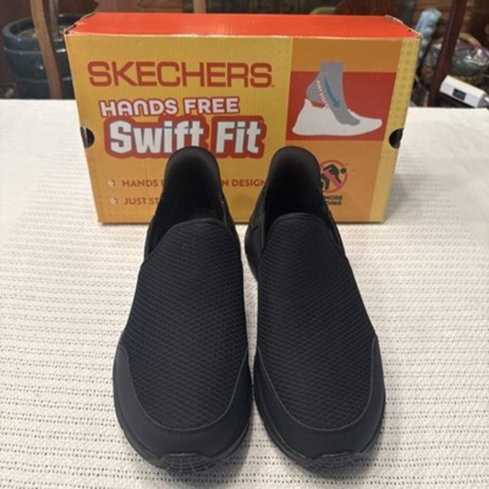 NEW Skechers Hands Free Swift Fit EQUALIZER 4.0 Men's Slip On Shoes Black Sz 10